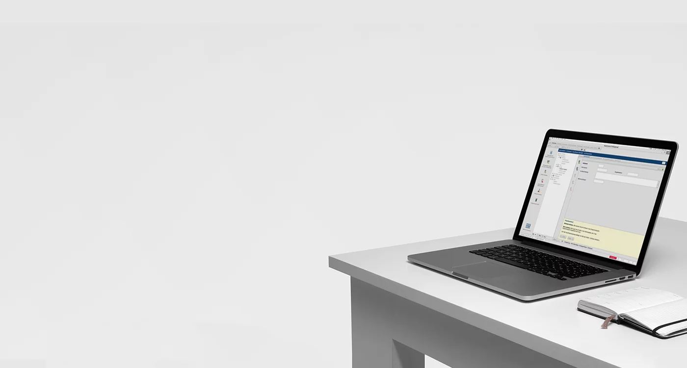 Zutrittsorganisation_blueSmart_Software_Schreibtisch_Notebook_Notizbuch_1400x750px.png